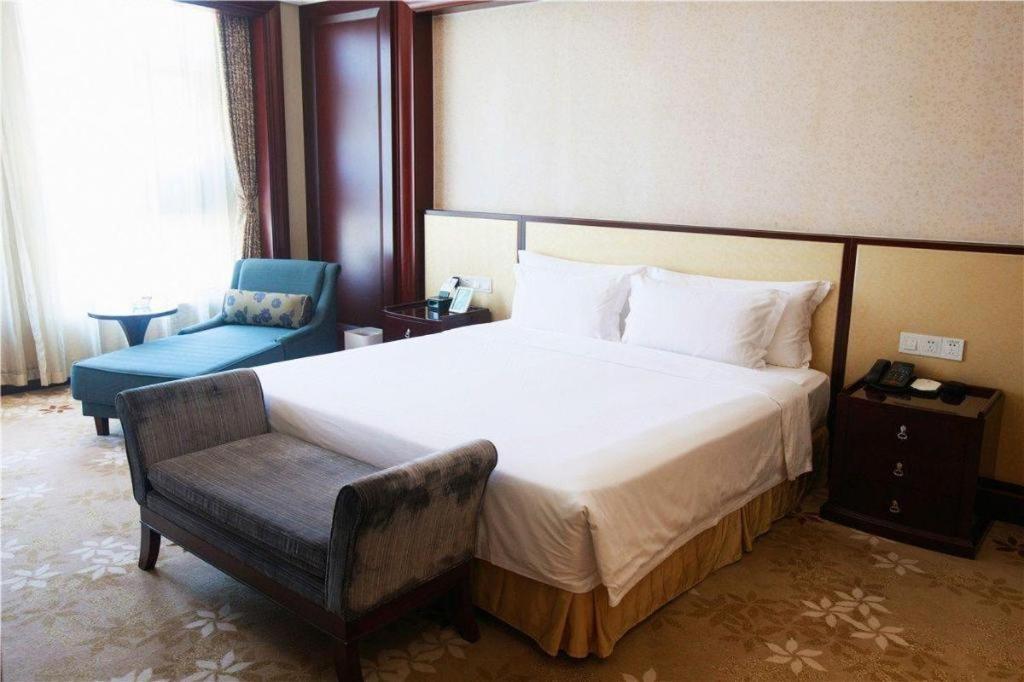 Linyi Blue Horizon International Hotel Yi He Zewnętrze zdjęcie