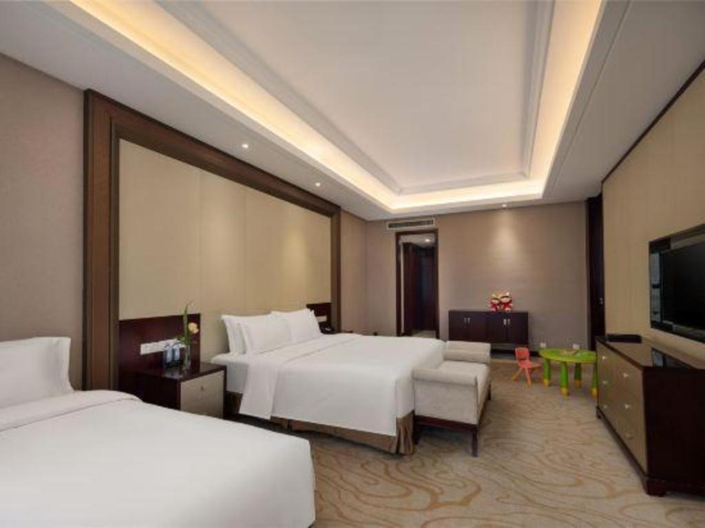 Linyi Blue Horizon International Hotel Yi He Zewnętrze zdjęcie
