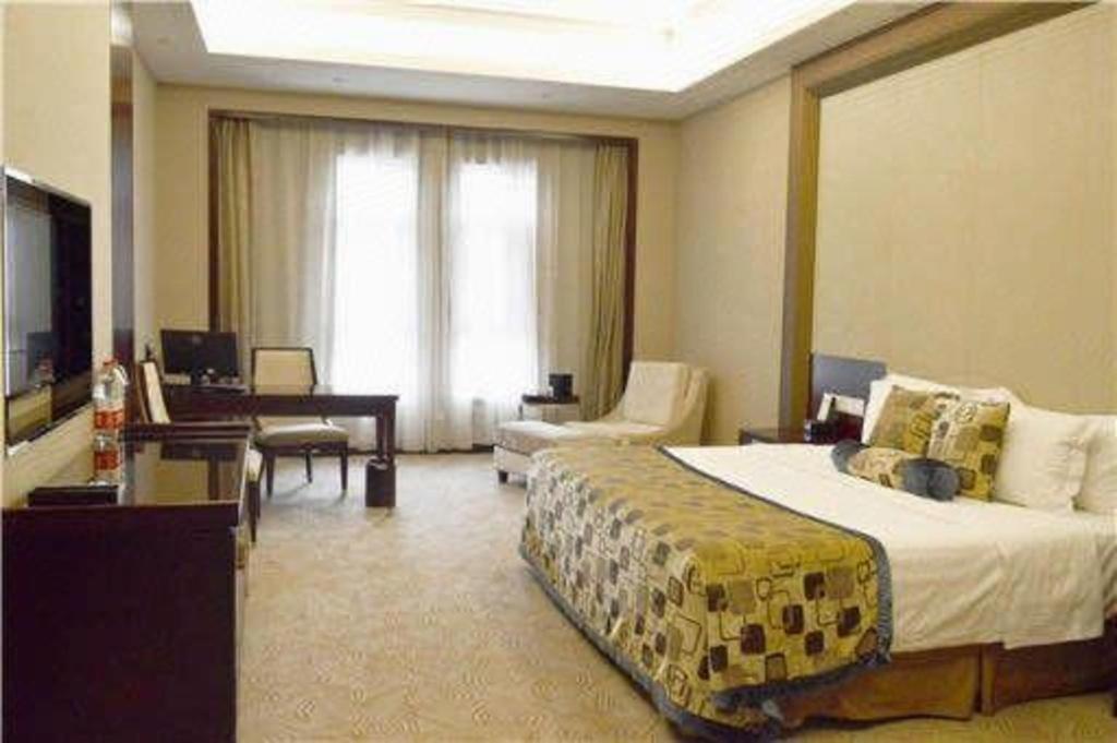 Linyi Blue Horizon International Hotel Yi He Zewnętrze zdjęcie