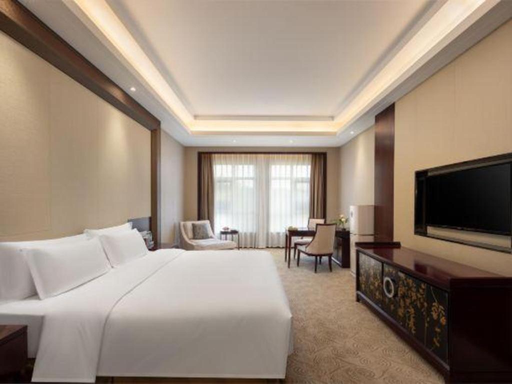 Linyi Blue Horizon International Hotel Yi He Zewnętrze zdjęcie