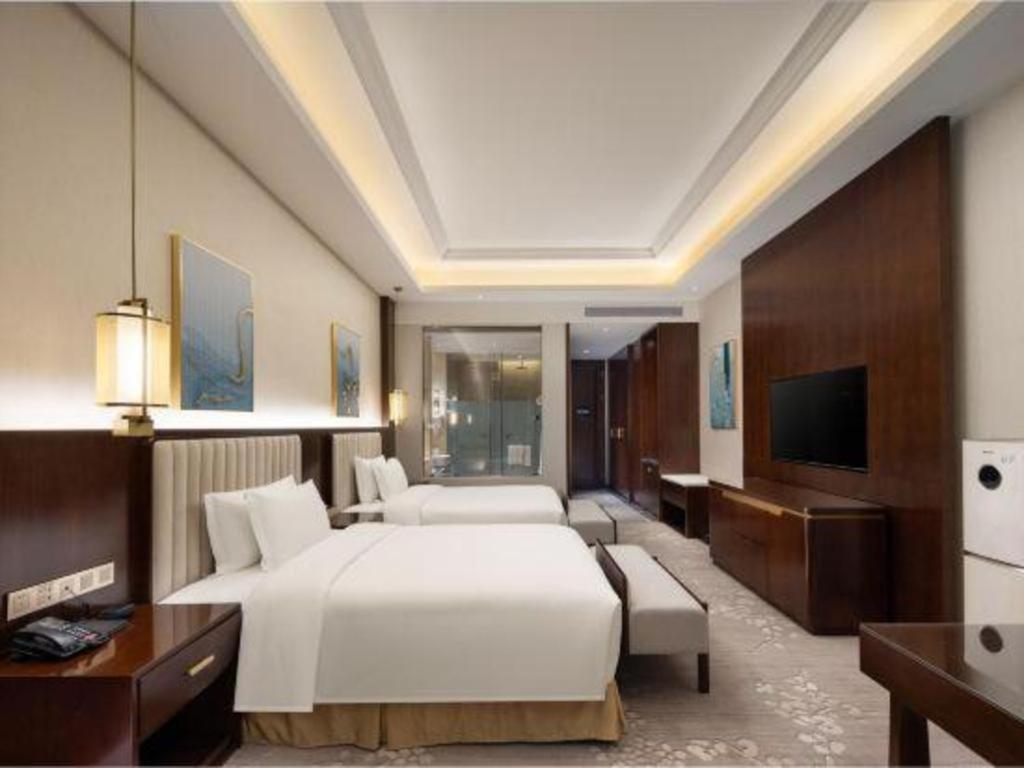 Linyi Blue Horizon International Hotel Yi He Zewnętrze zdjęcie