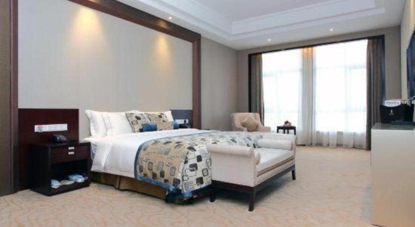 Linyi Blue Horizon International Hotel Yi He Zewnętrze zdjęcie