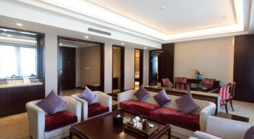 Linyi Blue Horizon International Hotel Yi He Zewnętrze zdjęcie