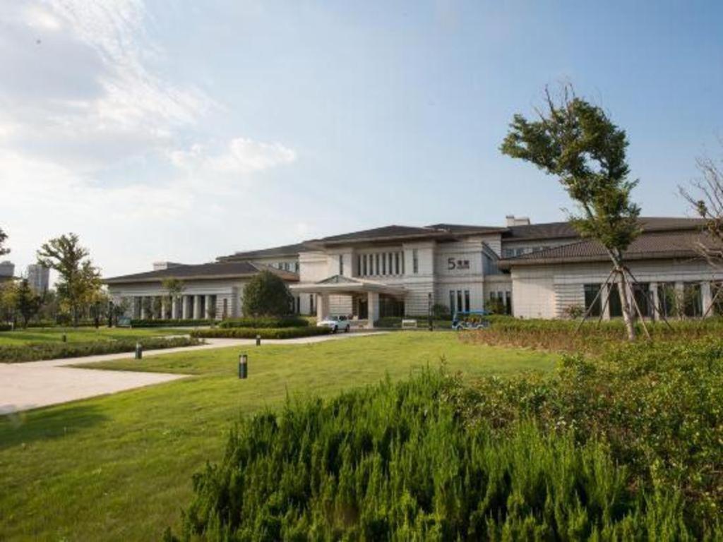 Linyi Blue Horizon International Hotel Yi He Zewnętrze zdjęcie
